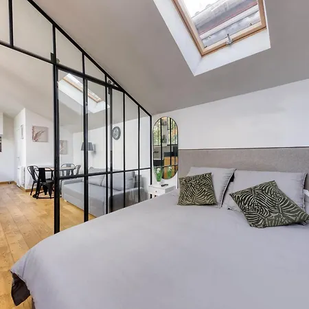 Le Cosy Proche Paris A 5 Min Metro & 10 Min Rer A Apartment Montreuil (Seine-Saint-Denis)